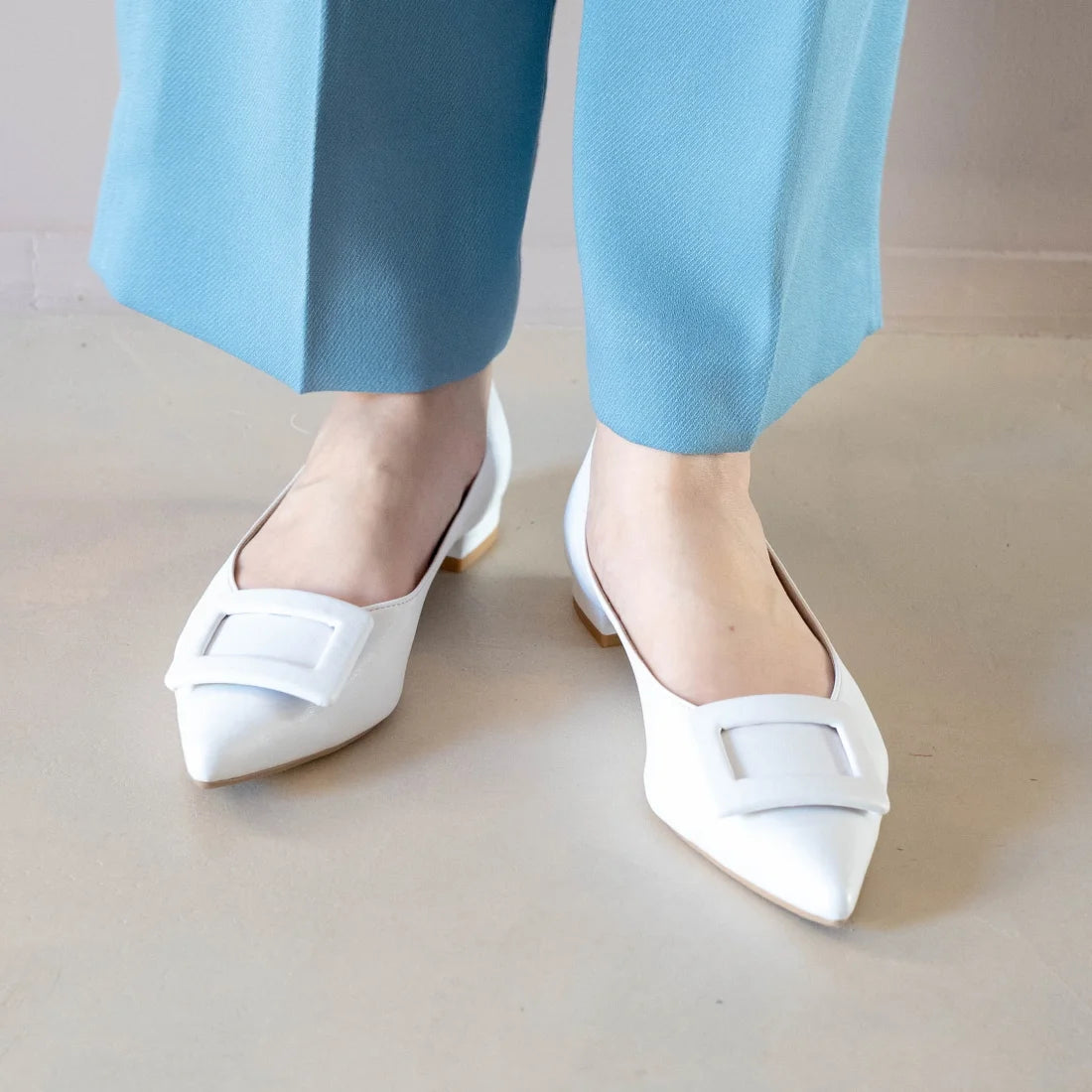 日本製 Launa lea 帶扣尖頭高跟鞋 (459) Ivory