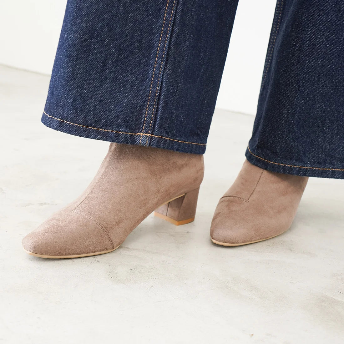 日本製 Launa Lea 4cm 彈性方頭短靴 (587)(杏色/beige S)