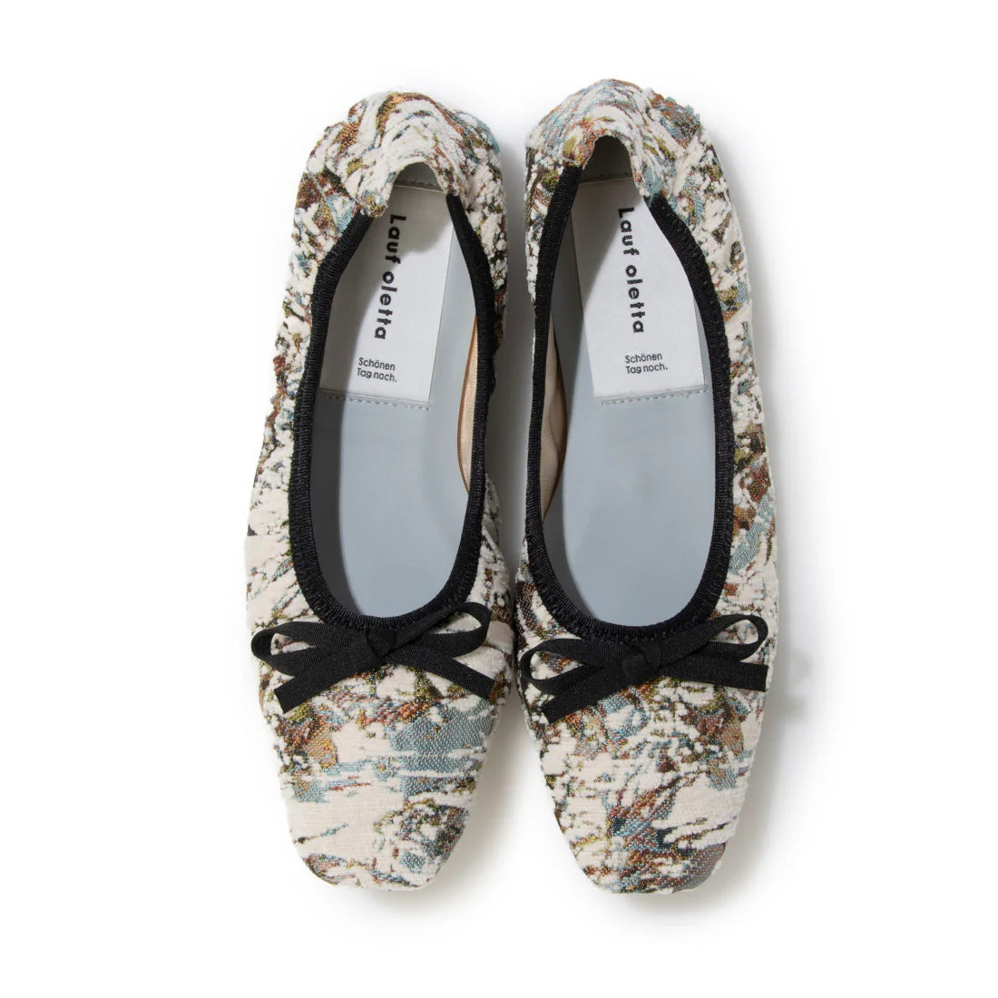 【新品預訂】日本製 Lauf Oletta柔軟褶皺無縫一體式芭蕾舞鞋 (LH109 Ivory Z/C) (象牙色)