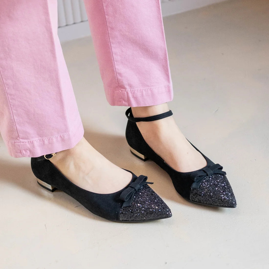 日本製 Launa lea 尖頭蝴蝶結低跟鞋 (0502) Greige S/C