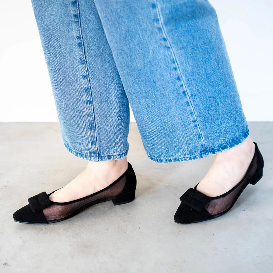 日本製 Launa Lea 輕紗立體方扣尖頭鞋 (0505) Black S