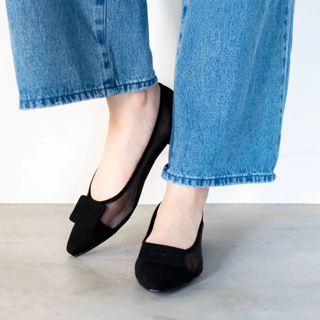日本製 Launa Lea 輕紗立體方扣尖頭鞋 (0505) Black S