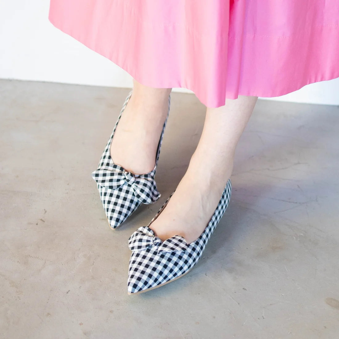 日本製 Launa Lea 尖頭絲帶平底鞋 (0509) Black