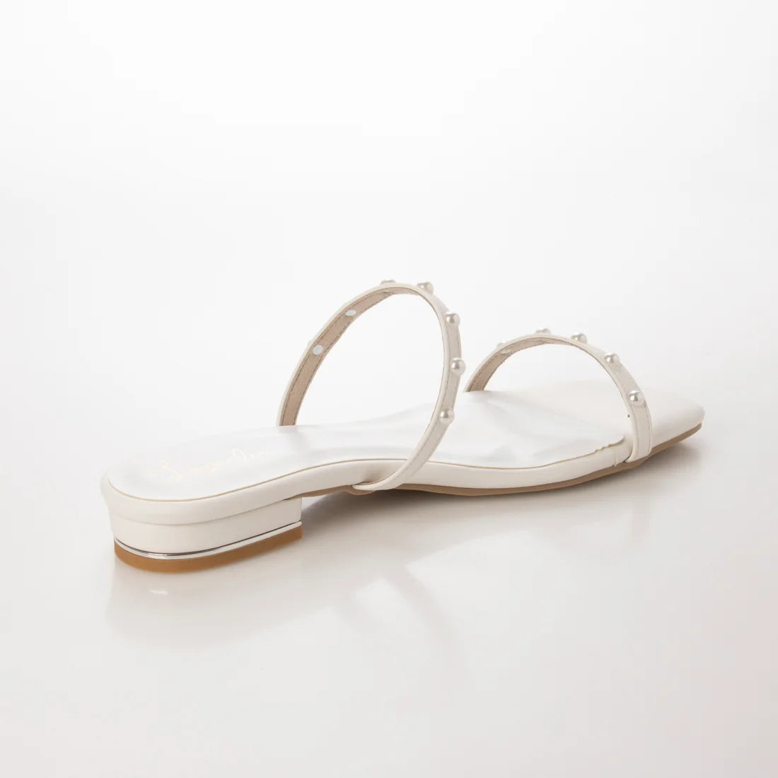 日本製 Launa Lea 珍珠雙帶涼鞋 (0518) White