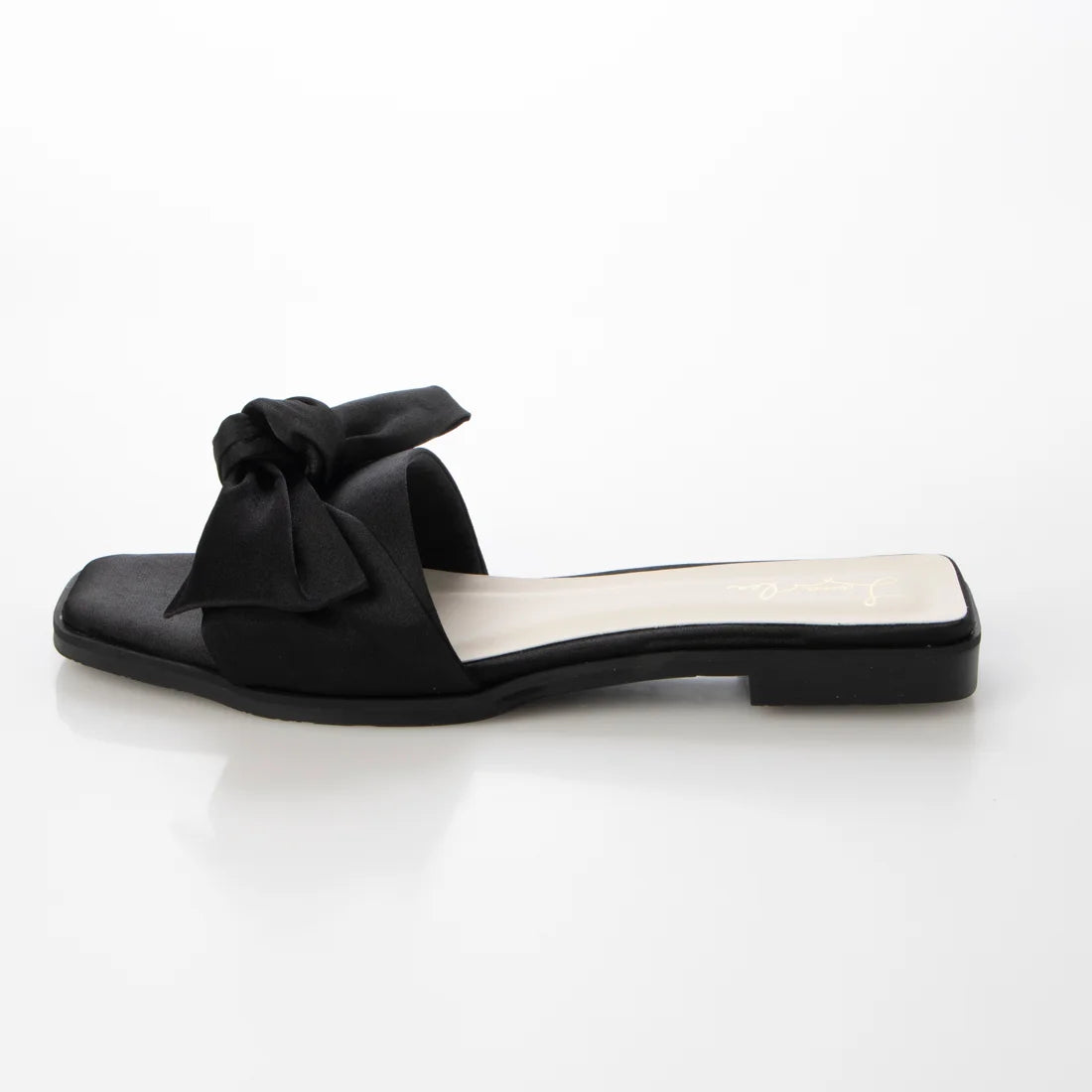 日本製 Launa Lea 絲帶方頭平底涼鞋 (524) Black