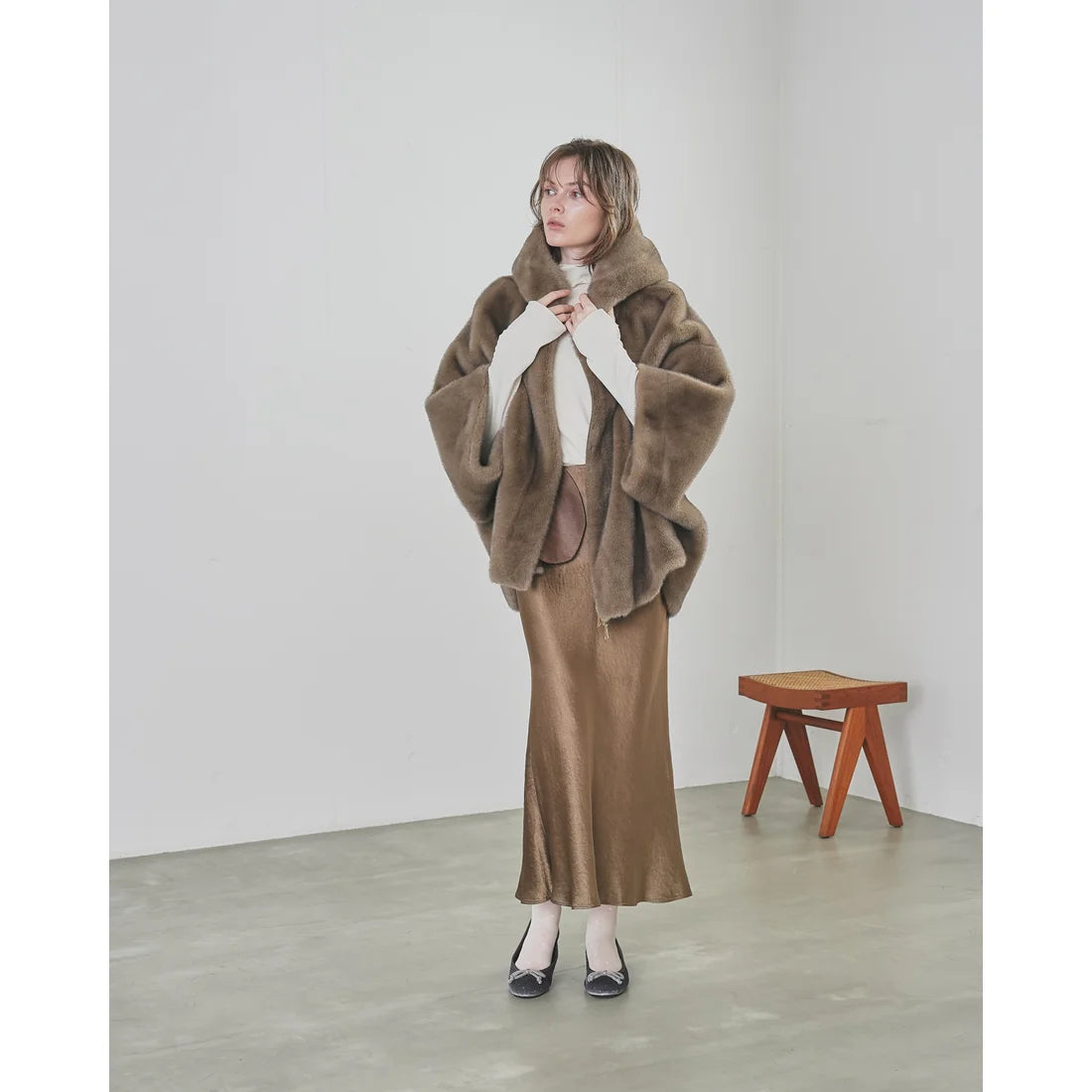 【新品預訂】日本製Emma Francis 圓點天鵝絨平底芭蕾舞鞋(灰色天鵝絨)(02a-V 153)GRY