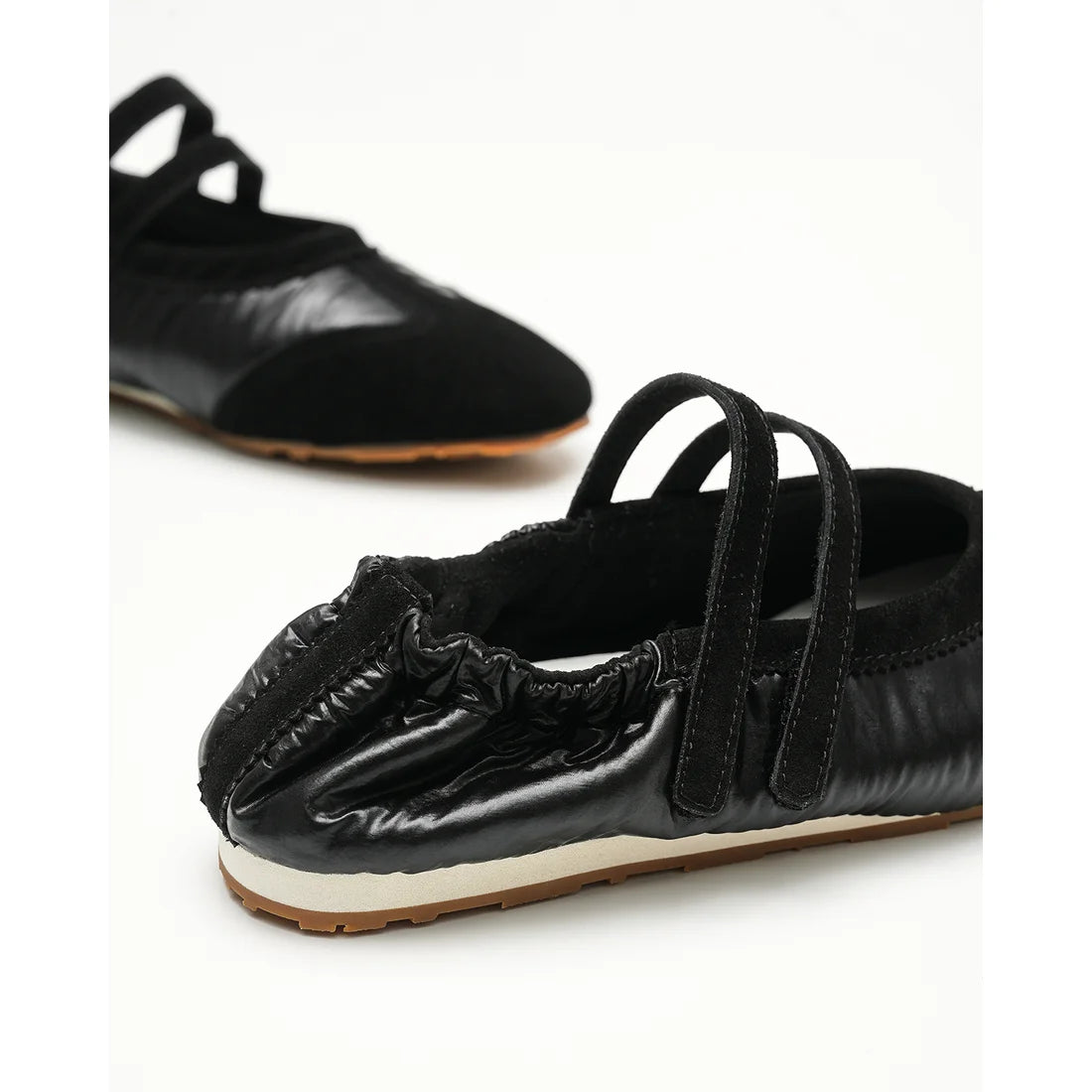 【新品預訂】日本製Emma Francis   彈性褶邊瑪麗珍芭蕾舞鞋(黑色天鵝絨皮革)(09k-NY 101)