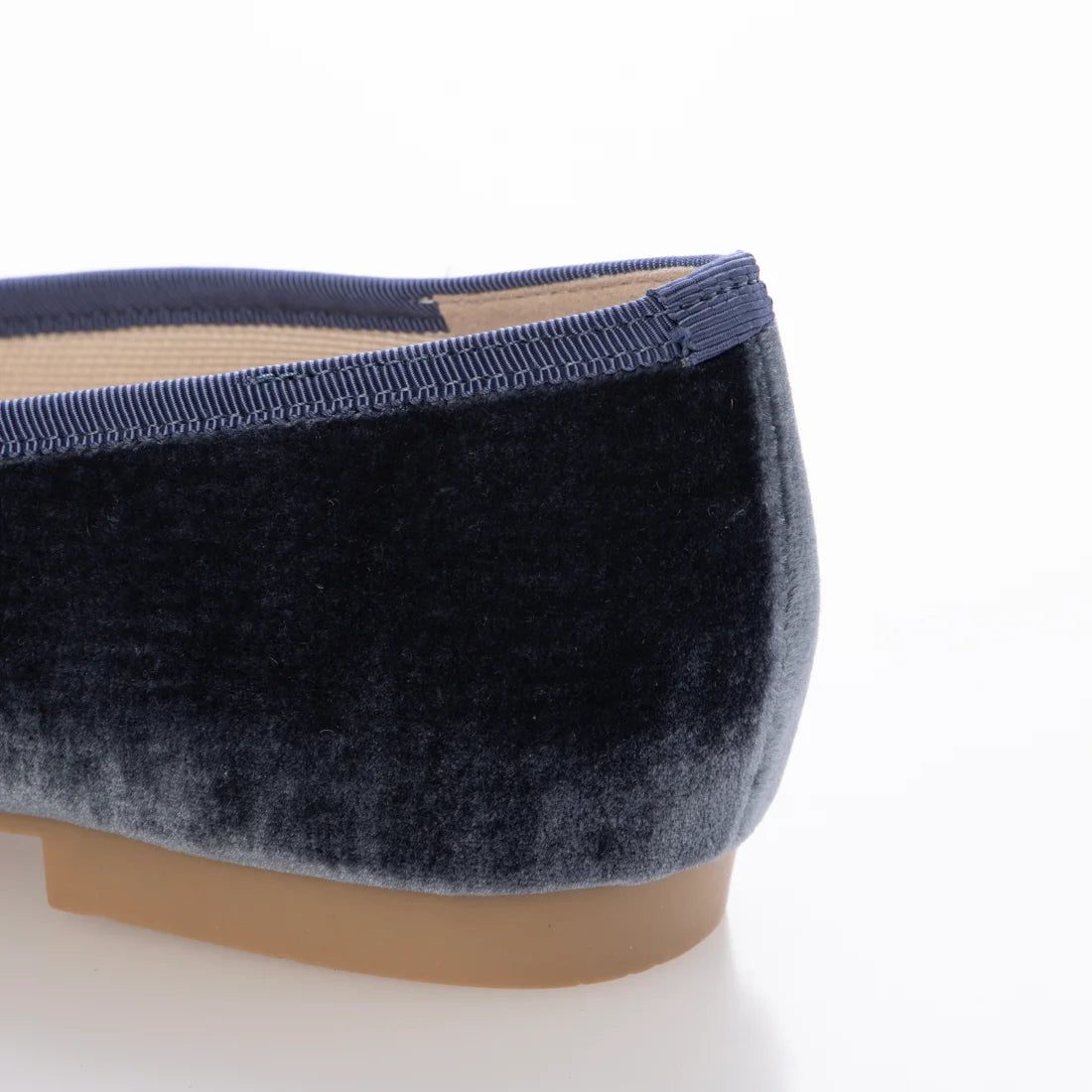 【新品預訂】日本製 Launa lea 圓頭絨毛蝴蝶結芭蕾平底鞋 (B1613A) (灰藍色 Z / Blue Grey Z)