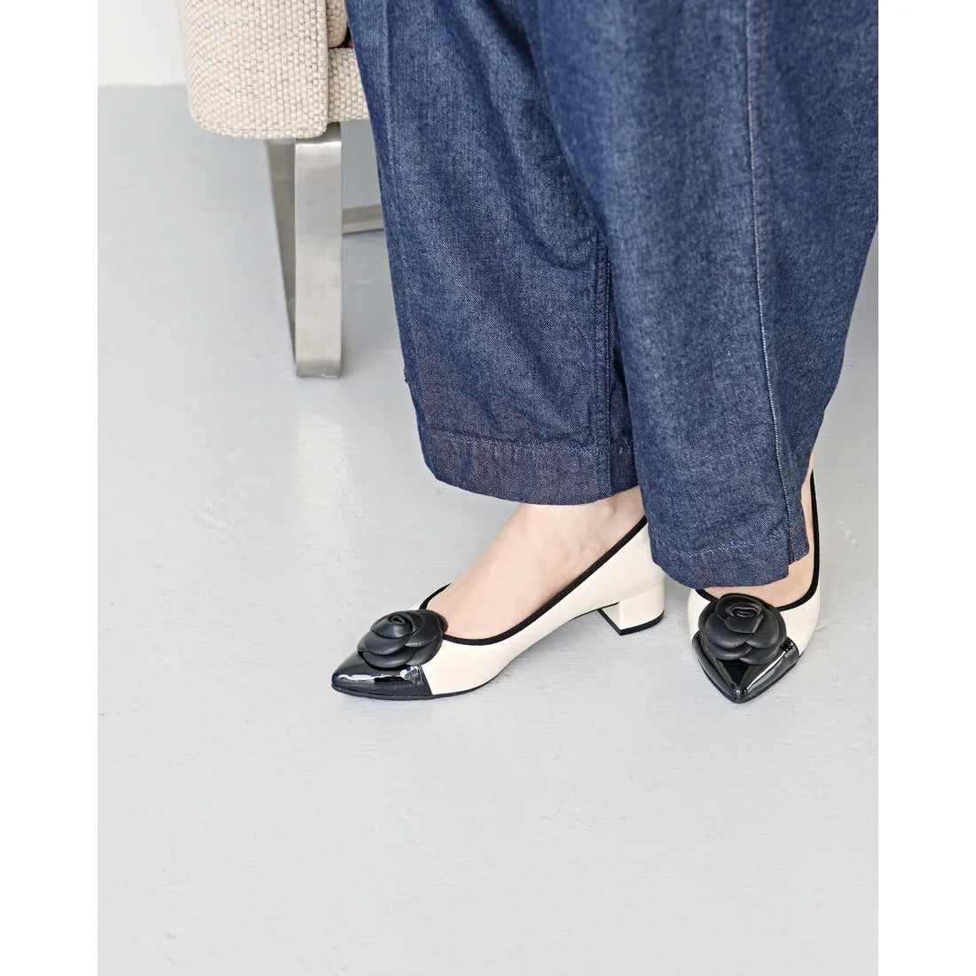 日本製 Emma Francis 胸花 3cm 高跟鞋 (白色光面) 3002c-P 159 WHT