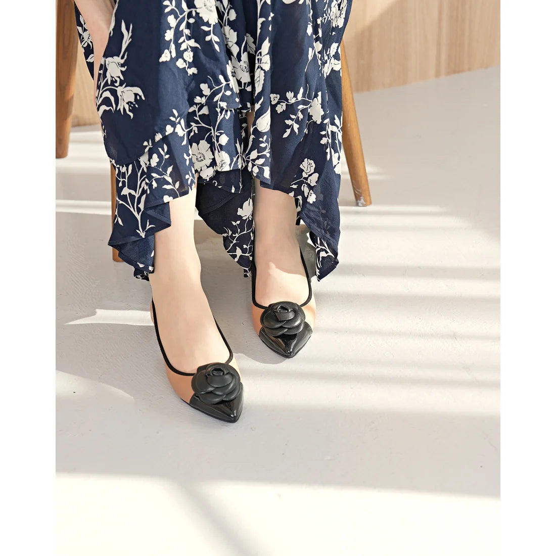 日本製 Emma Francis 胸花 3cm 高跟鞋 (米色光面) 3002c-P 108 BEG