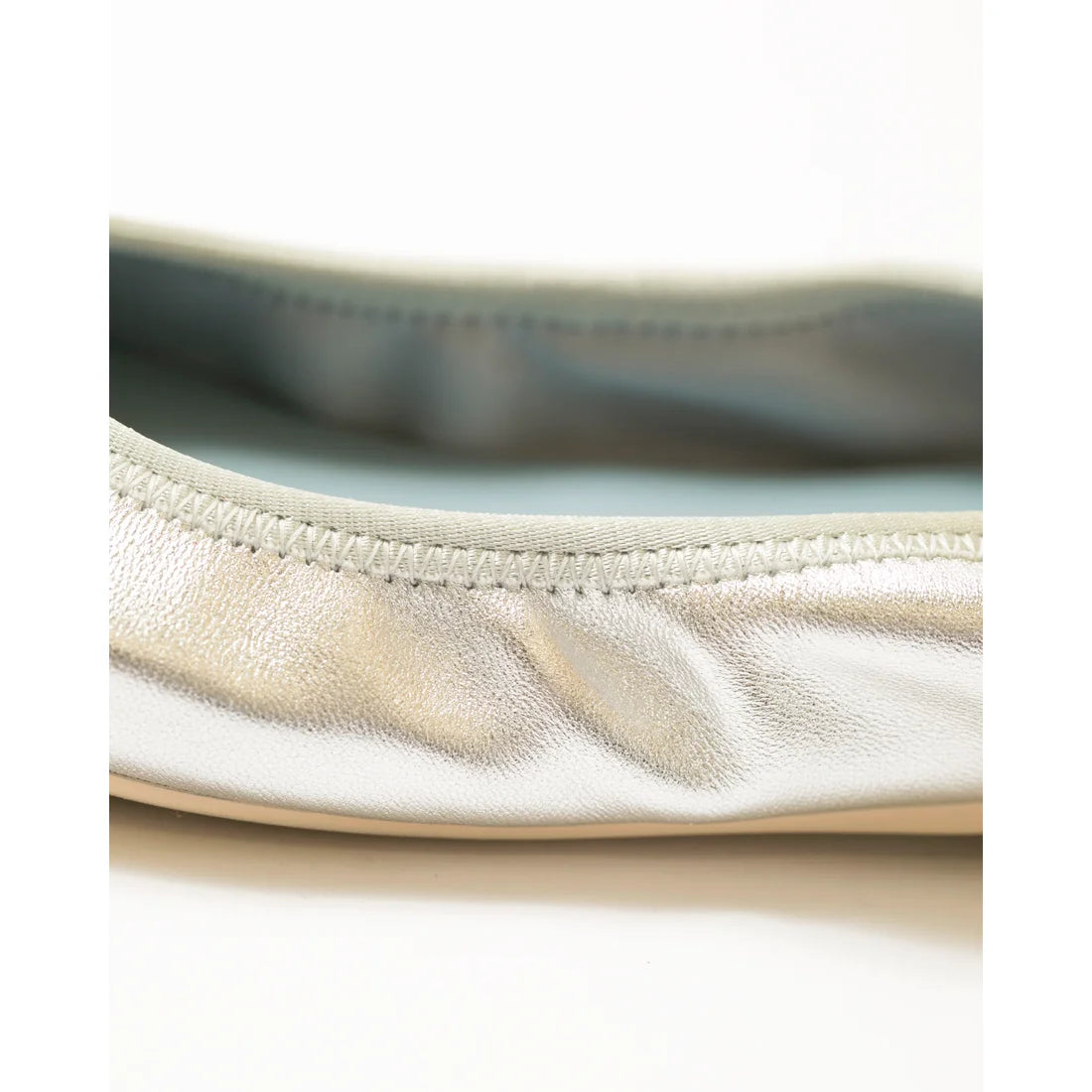 日本製【珍珠色調防水】Emma Francis 真皮 圓頭平底芭蕾舞鞋(02b-L M162)(Silver leather suede)(シルバー レザースエード)