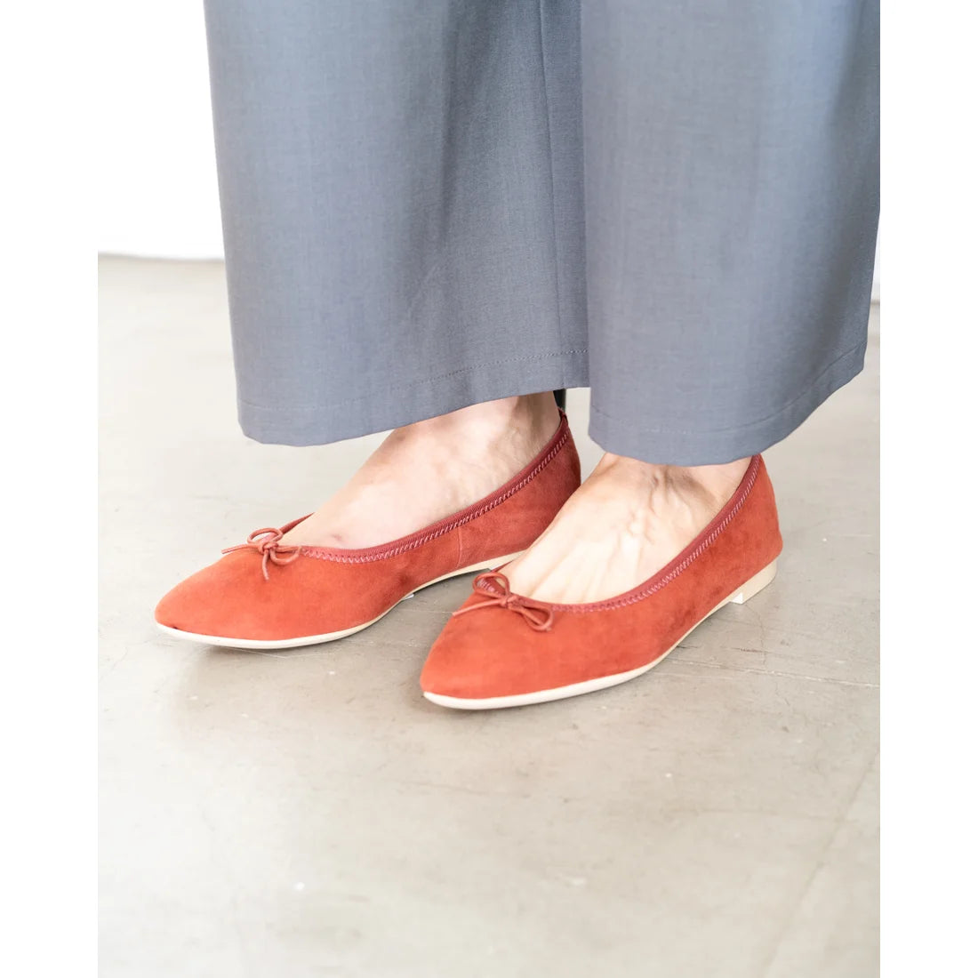 日本製【珍珠色調防水】Emma Francis尖頭平底芭蕾舞鞋(01b-L S129)(orange leather suede)(オレンジ レザースエード)