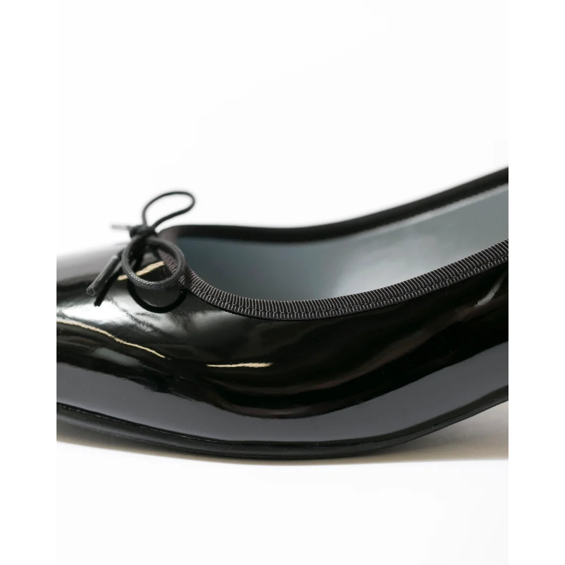 日本製【相容雨天】Emma Francis 圓頭3cm跟芭蕾舞鞋(3001a-E 101)(Black enamel)(ブラック エナメル)