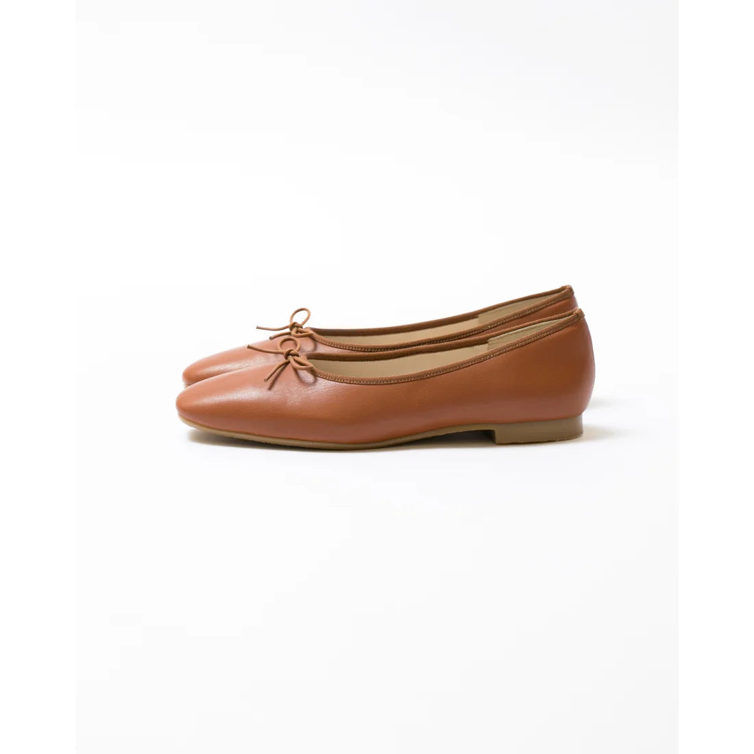 日本製【蘋果皮】【防水】 Emma Francis方頭平底芭蕾舞鞋(03b-AP 186)(Camel Apple Leather Smooth)(キャメル アップルレザースムース)