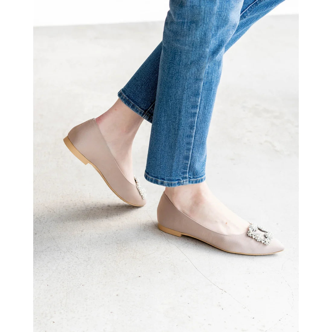 日本製 Emma Francis 平底珠寶搭扣高跟鞋(01t-ST 108)(Beige satin)(ベージュ サテン)