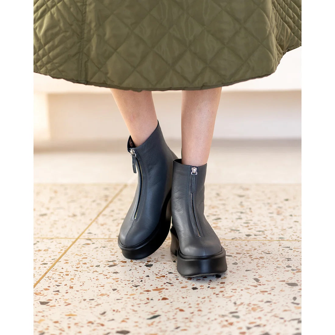 日本製【防水】Emma Francis Volume Sole厚底前拉鍊靴子 (9013a-L 153)(Gray leather)(グレー レザー)