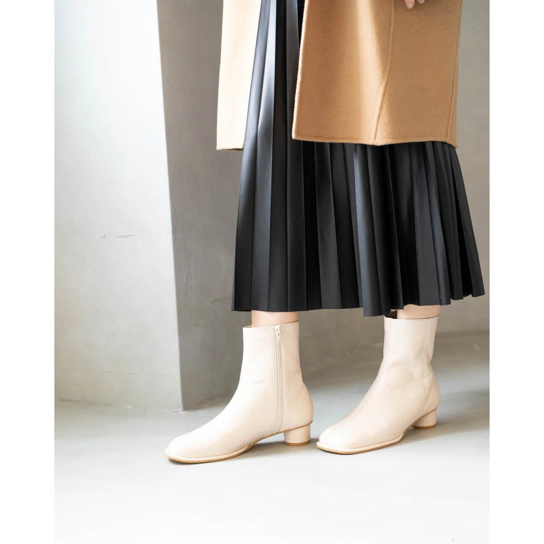 日本製【防水】Emma Francis 素面高跟靴 (9014a-L 177)(Ivory leather)(アイボリー レザー)