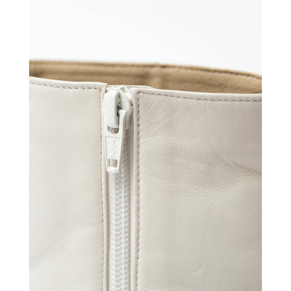 日本製【防水】Emma Francis 素面高跟靴 (9014a-L 177)(Ivory leather)(アイボリー レザー)