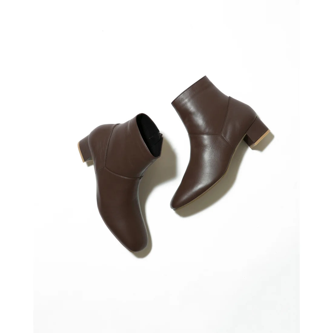 日本製【防水】Emma Francis 4cm素面高跟短靴 (9009a-L 105)(Brown leather)(ブラウン レザー)