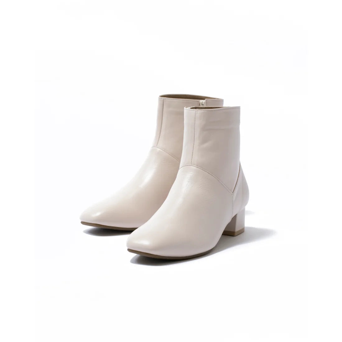 日本製【防水】Emma Francis 4cm素面高跟短靴 (9009a-L 177)(Ivory leather)(アイボリー レザー)的副本