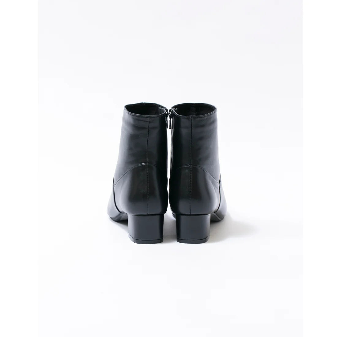 日本製【防水】Emma Francis 4cm素面高跟短靴 (9009a-L 101)(Black leather)(ブラック レザー)