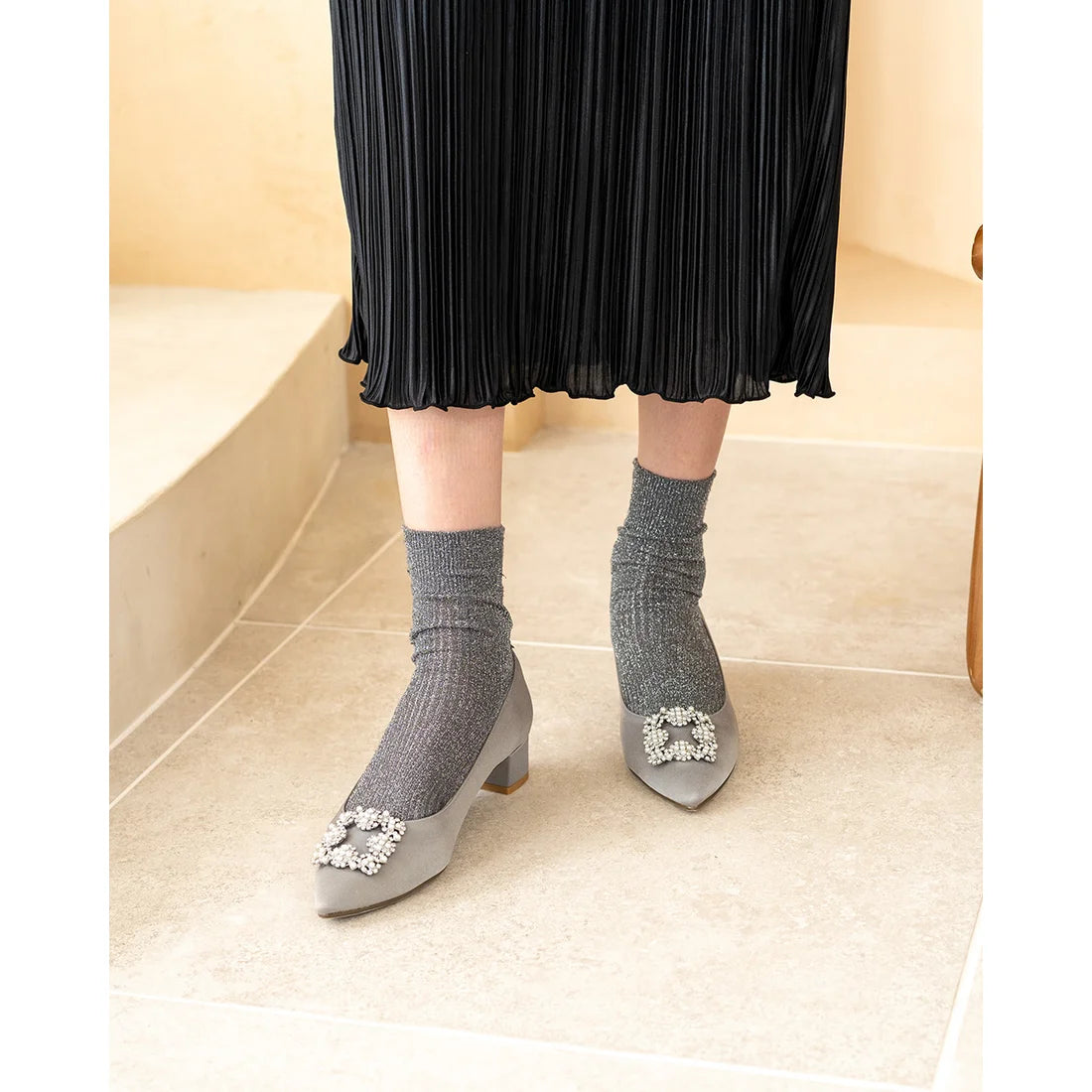 日本製 Emma Francis 尖頭3cm跟珠寶搭扣高跟鞋(3002b-ST 153)(Gray satin)(グレー サテン)