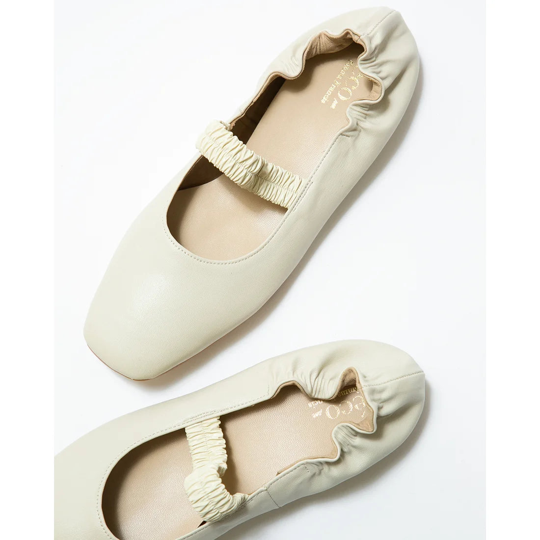 日本製預訂3星期【蘋果皮】【防水】Emma Francis 褶皺腰帶平底鞋 (03j-AP 177)(Ivory Apple Leather)(アイボリー アップルレザー)