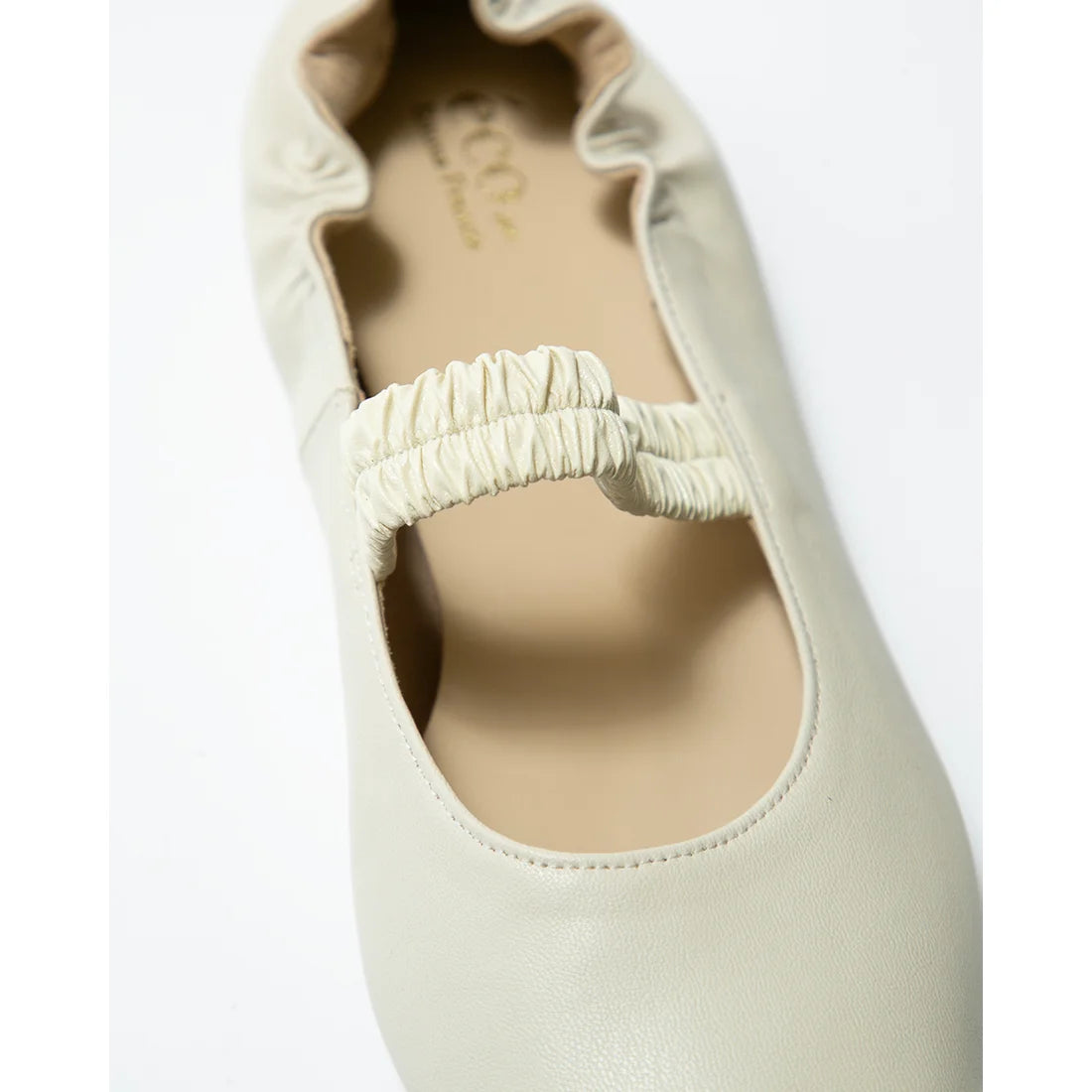 日本製預訂3星期【蘋果皮】【防水】Emma Francis 褶皺腰帶平底鞋 (03j-AP 177)(Ivory Apple Leather)(アイボリー アップルレザー)
