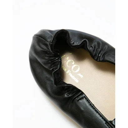 日本製【蘋果皮】【防水】Emma Francis 褶皺腰帶平底鞋 (03j-AP 101)(Black apple leather)(ブラック アップルレザー)
