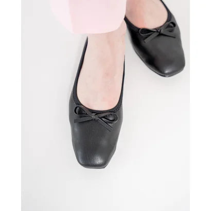 日本製【蘋果皮】【防水】Emma Francis 平底彈性芭蕾舞鞋 ( 03m-AP 101 )(Black apple leather)(ブラック アップルレザー)