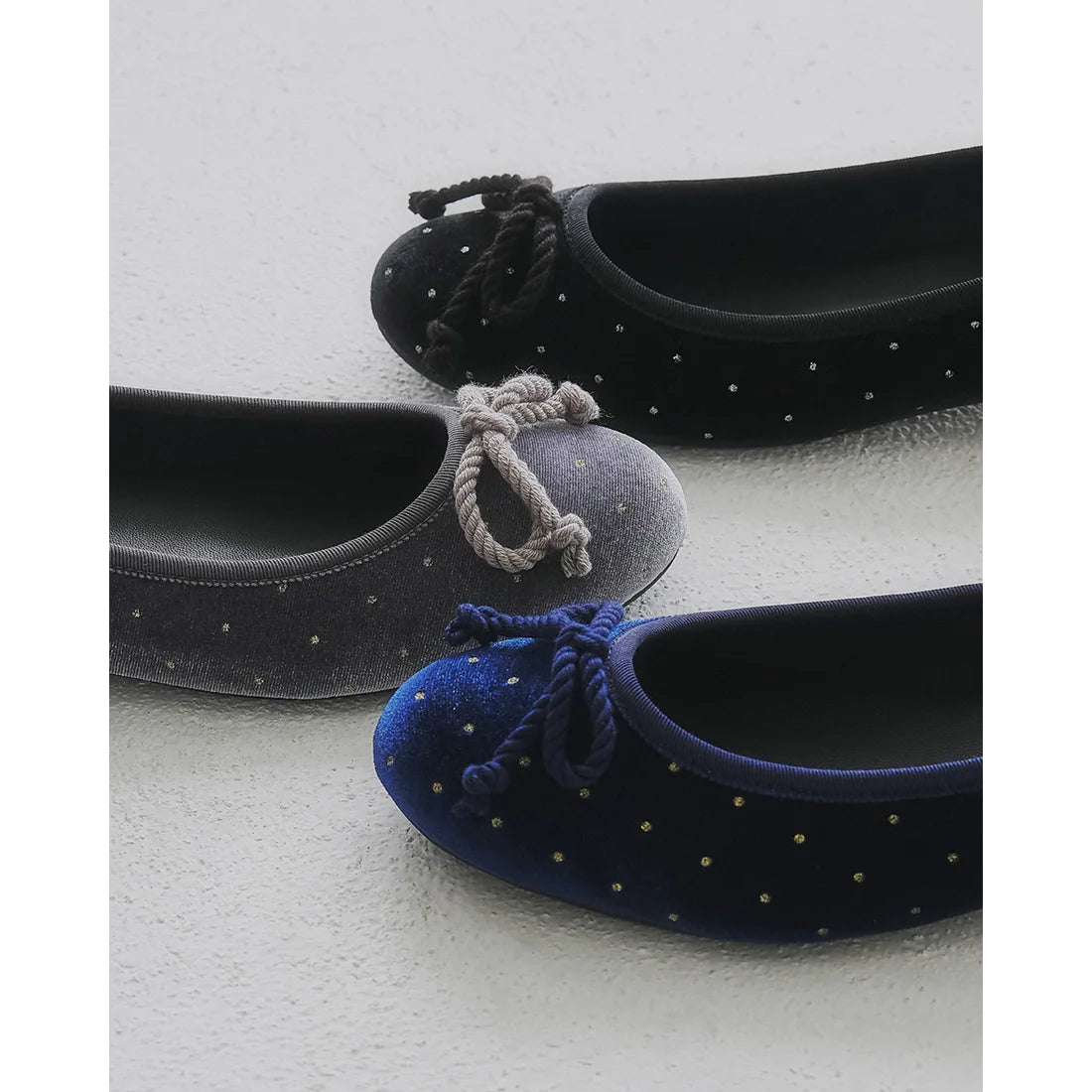 【新品預訂】日本製Emma Francis 圓點天鵝絨平底芭蕾舞鞋(黑色天鵝絨)(02a-V 101)BLK