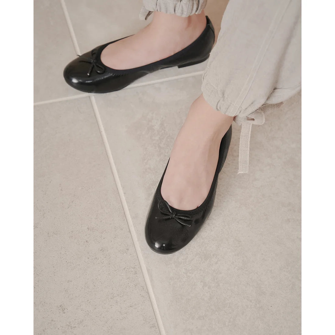 日本製【珍珠色調防水】Emma Francis 真皮 圓頭平底芭蕾舞鞋(02b-L M101)(Black Leather Mylar)(ブラック レザーマイラー)