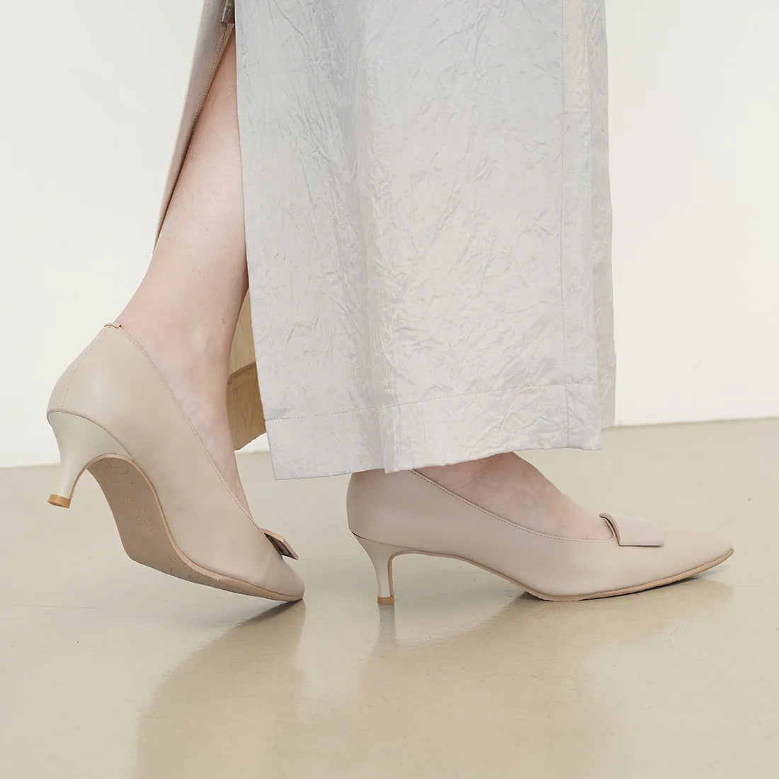 日本製 Launa Lea 5cm方扣尖頭高跟鞋 (573) (L米色 / L Beige)