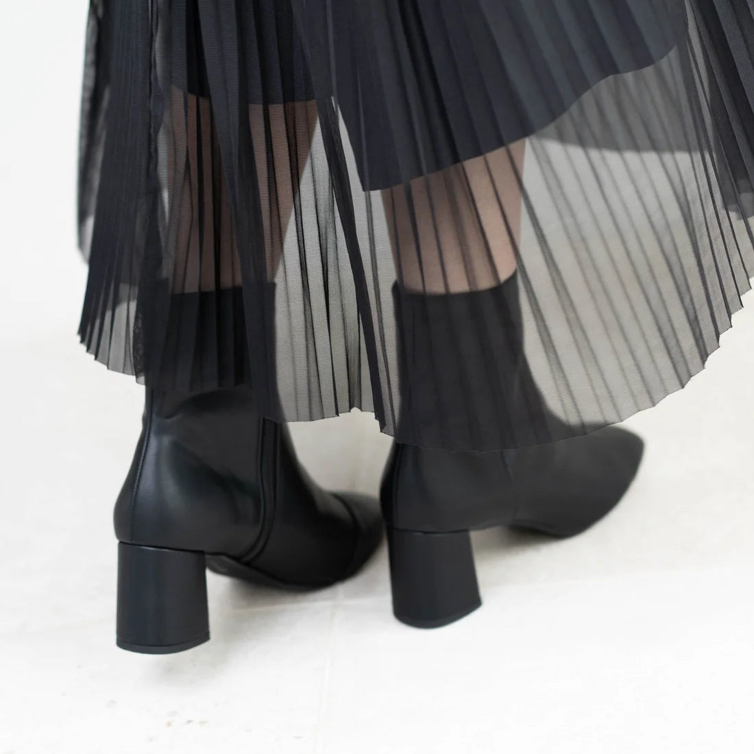日本製 Launa lea方頭短靴(542)(Black)(ブラック)