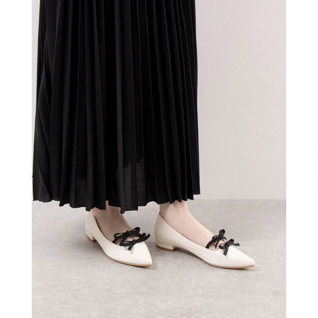 日本製 Launa Lea 雙絲帶尖頭平底鞋 (572) (黑色 S / Black S)