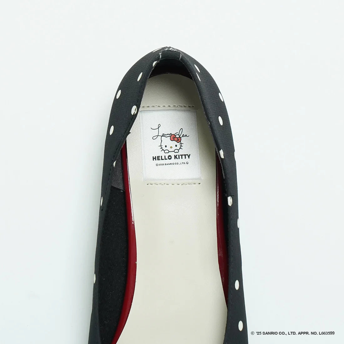 【限定品預訂】售完即止【HELLO KITTY × Launa lea 特別聯名】日本製蝴蝶結平底鞋 (460K)(黑色/Black Z/C)