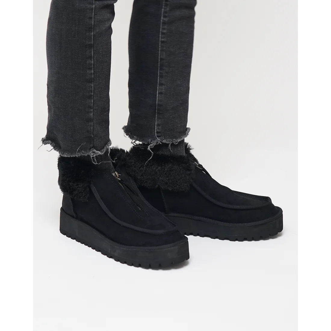 【新品現貨】Lauf Oletta 3.5cm厚底麂皮羊毛絨短靴(L131)(BLACK-S)