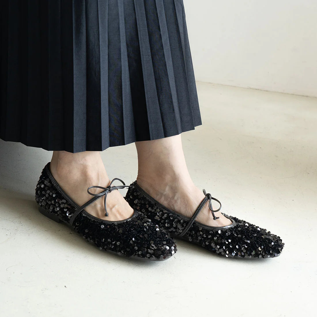 日本製Launa lea 亮片芭蕾平底鞋 (B7608A) (Black Z)