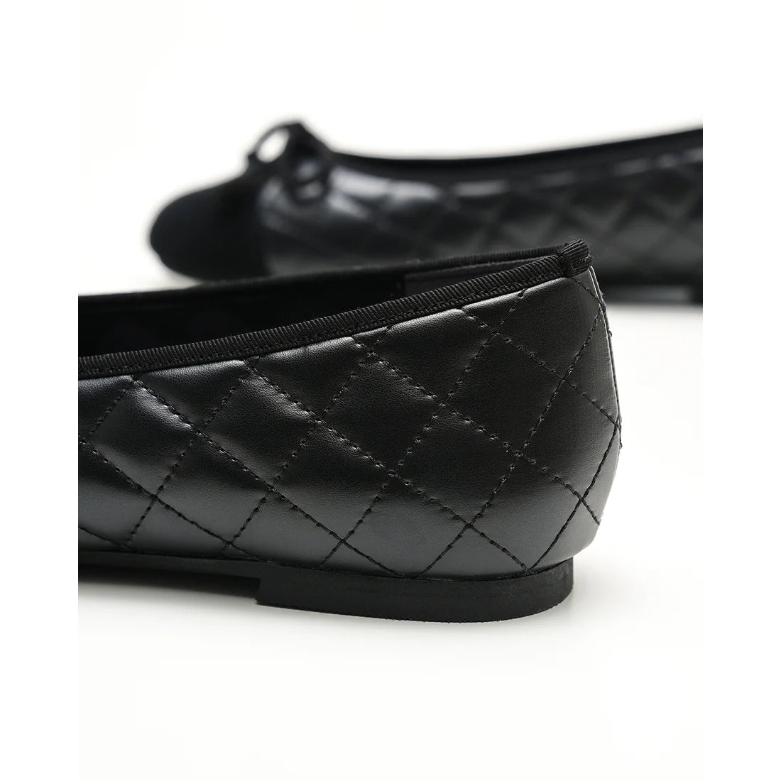 【新品預訂】日本製Emma Francis   絎縫平底芭蕾舞鞋（黑色絎縫）(06e-P 155) BLK