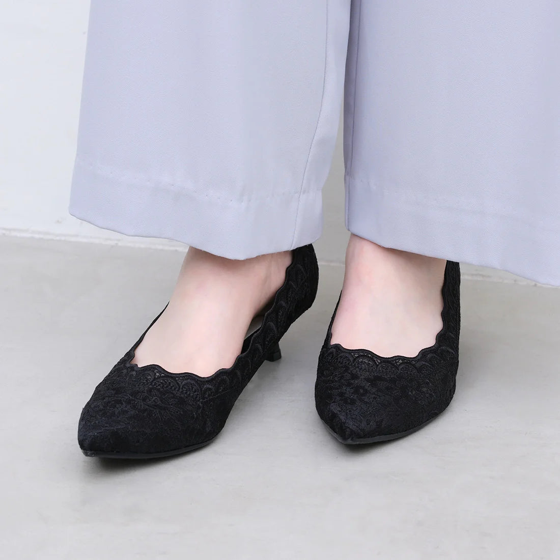 【新品預訂】日本製 Launa Lea  4cm踭 花卉蕾絲高跟鞋(620) (黑Z / Black Z）