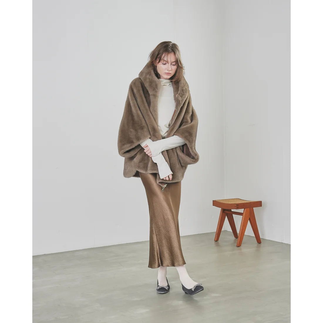 【新品預訂】日本製Emma Francis 圓點天鵝絨平底芭蕾舞鞋（灰色天鵝絨）(02a-V 153)GRY