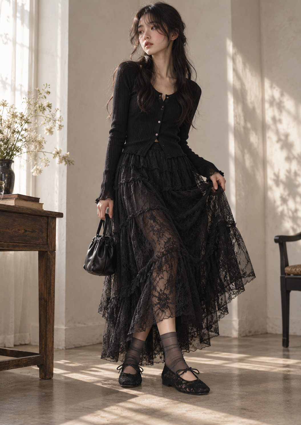 【新品預訂】日本製 Launa Lea 花卉蕾絲漁網芭蕾舞鞋 (B7612A)(黑色 / Black Z)
