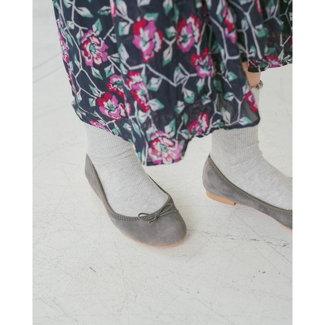 日本製【珍珠色調防水】Emma Francis 真皮 圓頭平底芭蕾舞鞋(02b-L S154)(Dark gray leather suede)（ダークグレー レザースエード）