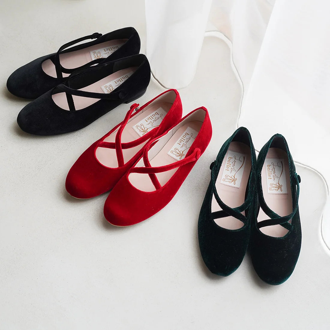 【新品預訂】日本製Launa lea 深綠色絲絨材質交叉帶芭蕾鞋 (B1614A) (D Green Z)