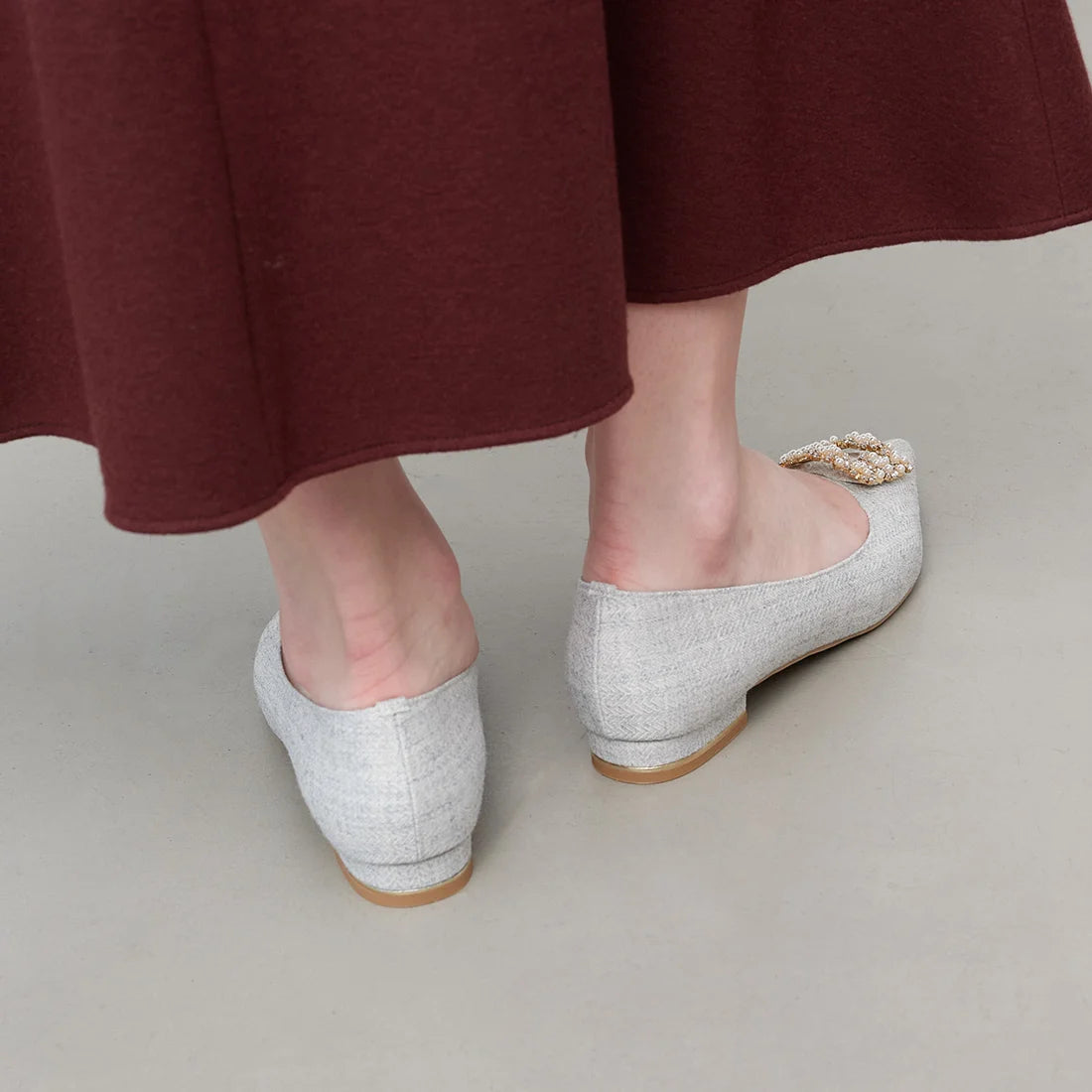 【新品預訂】日本製 Launa lea 金色方扣平底鞋 (576) (杏色 Z/C / Beige Z/C )