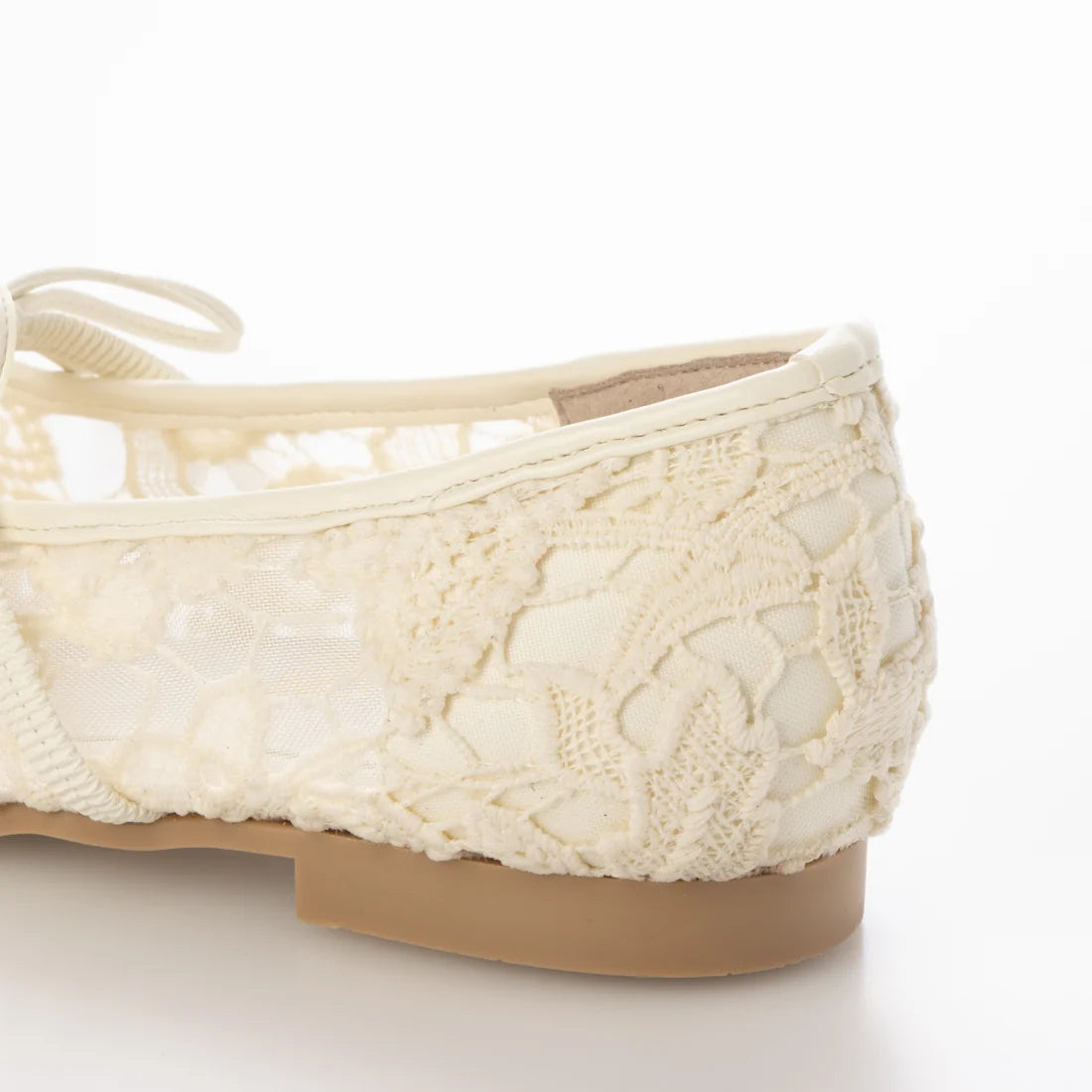 【新品預訂】日本製 Launa Lea 花卉蕾絲漁網芭蕾舞鞋 (B7612A)(象牙色 / Ivory Z）