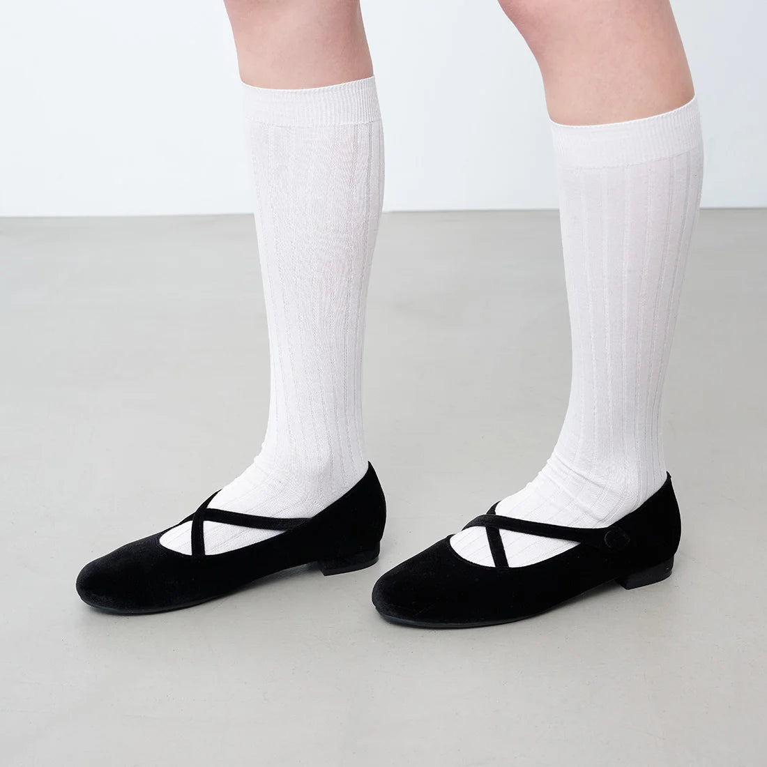 【新品預訂】日本製Launa lea 黑色絲絨材質交叉帶芭蕾鞋 (B1614A) (Black Z)