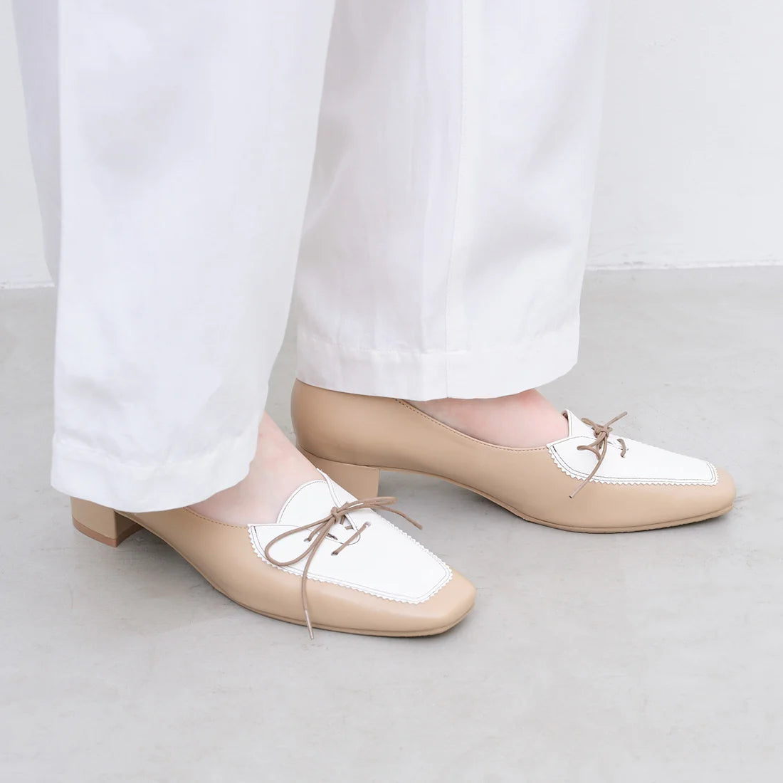 【新品預訂】日本製 Launa lea 方頭3cm踭 雙色繫帶樂福鞋 (616) (杏色/C / Beige/C)