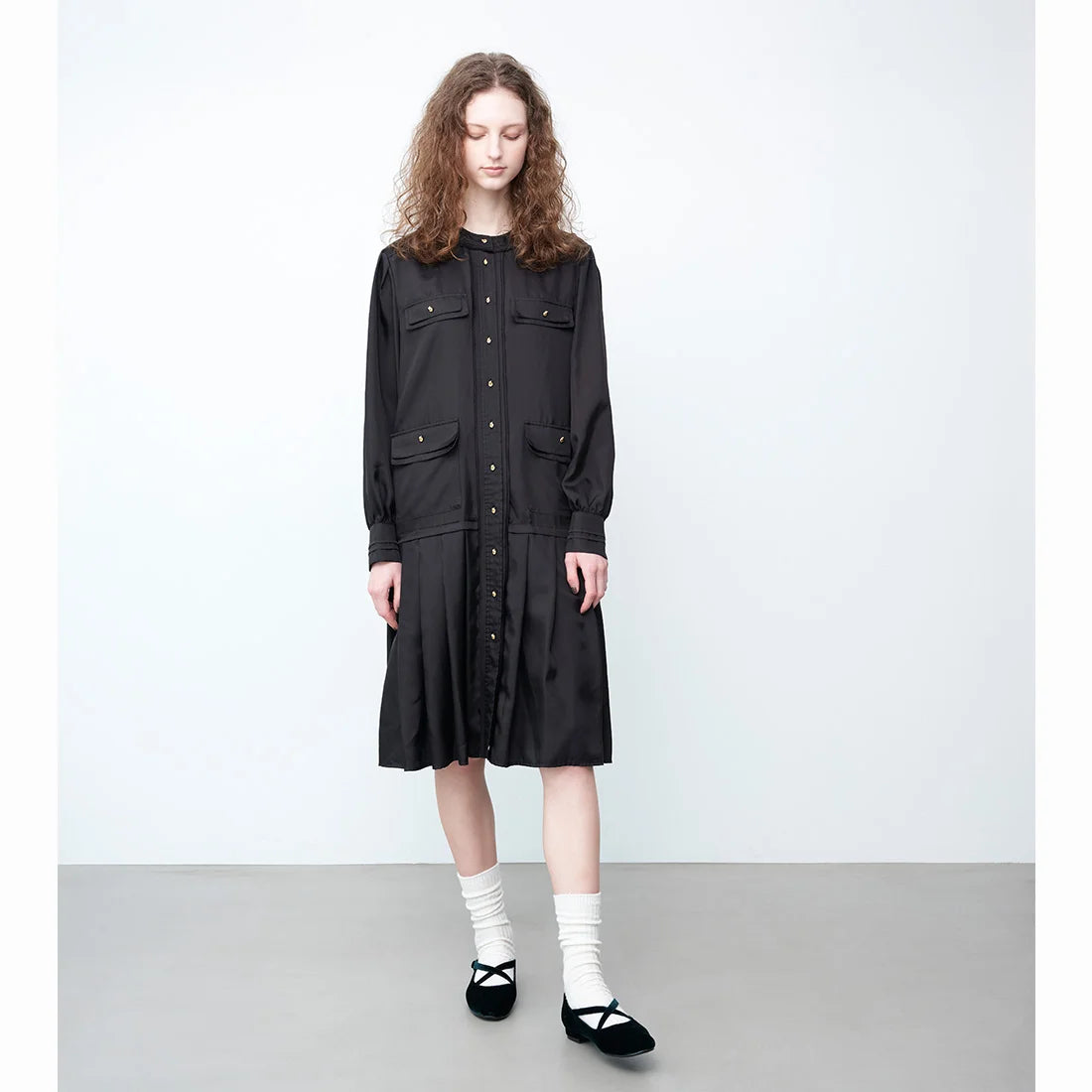 【新品預訂】日本製Launa lea 深綠色絲絨材質交叉帶芭蕾鞋 (B1614A) (D Green Z)