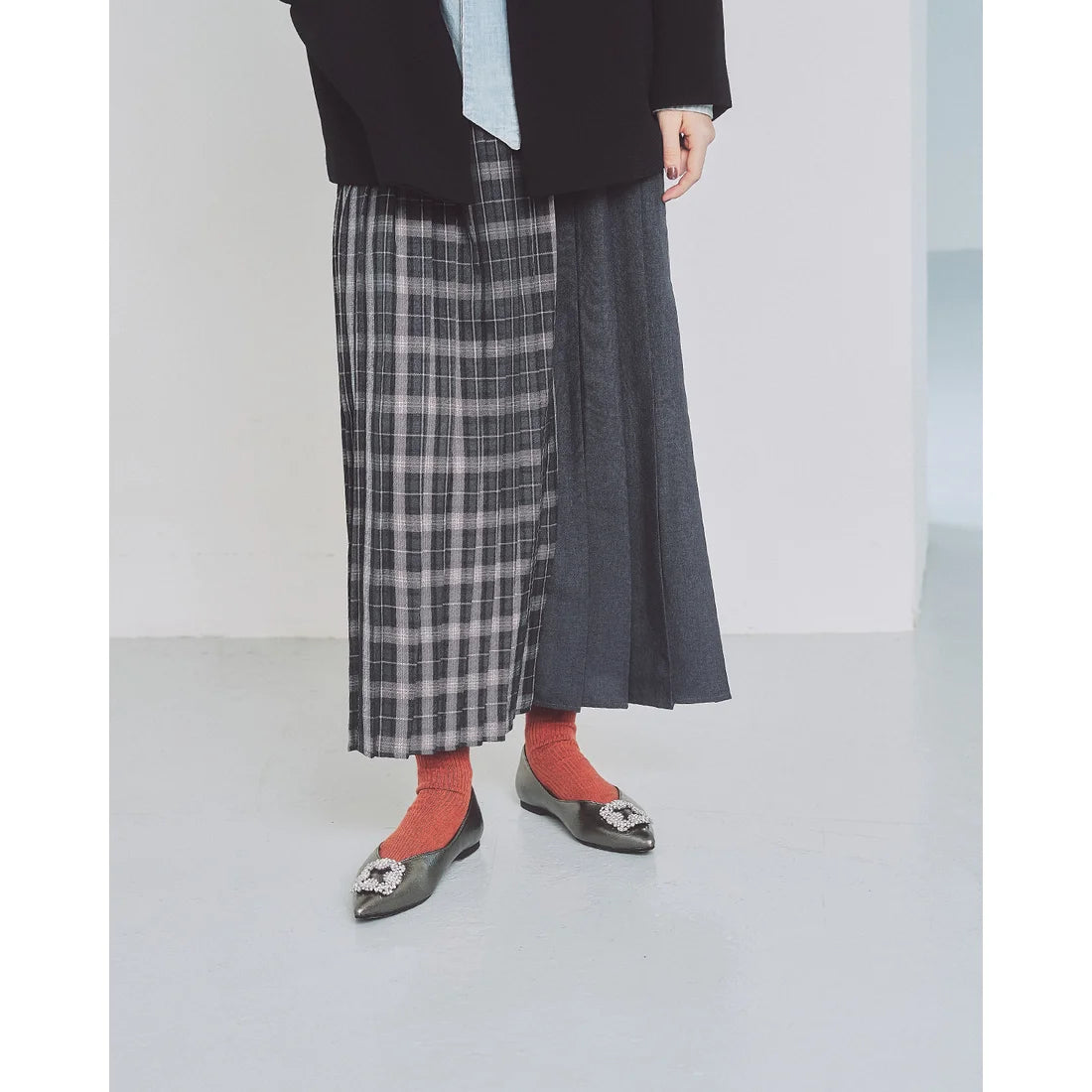 【新品預訂】日本製Emma Francis 金屬寶石平底鞋（鋼鐵色）( 07g-M 174)STEEL